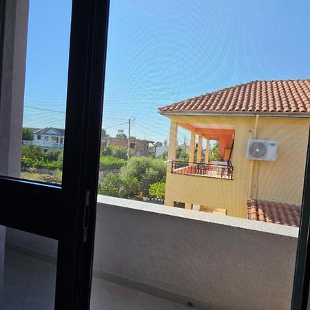 Fani'S Apartment Durres Ngoại thất bức ảnh