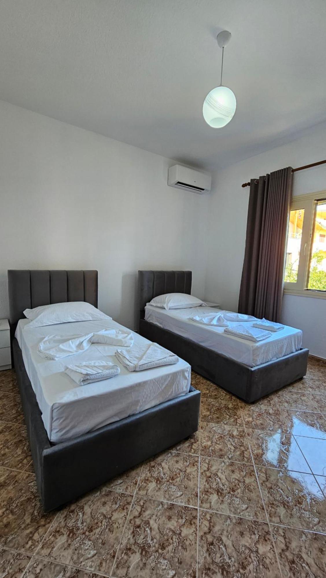 Fani'S Apartment Durres Ngoại thất bức ảnh